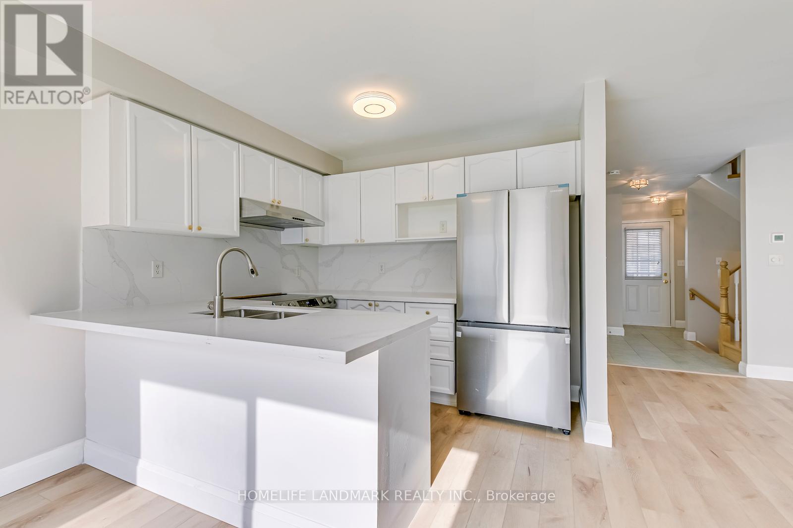 4432 Peter Drive, Burlington, Ontario  L7L 6S7 - Photo 13 - W13742654