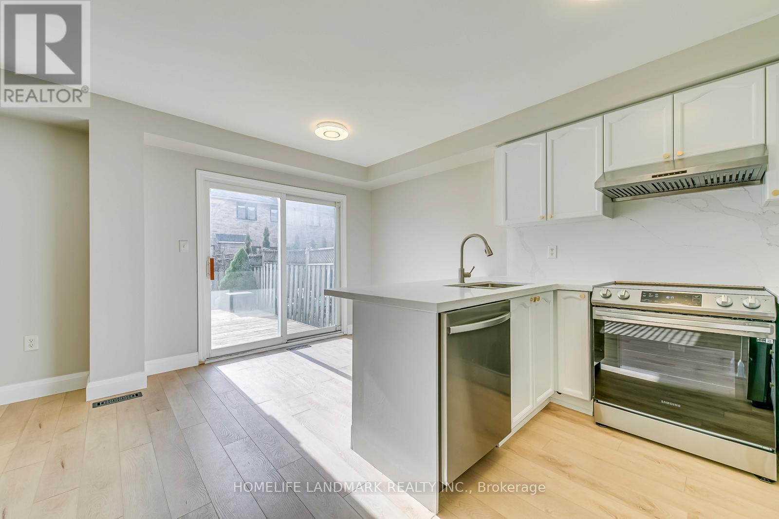 4432 Peter Drive, Burlington, Ontario  L7L 6S7 - Photo 15 - W13742654