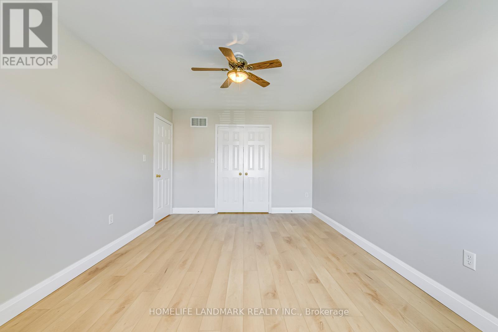 4432 Peter Drive, Burlington, Ontario  L7L 6S7 - Photo 19 - W13742654