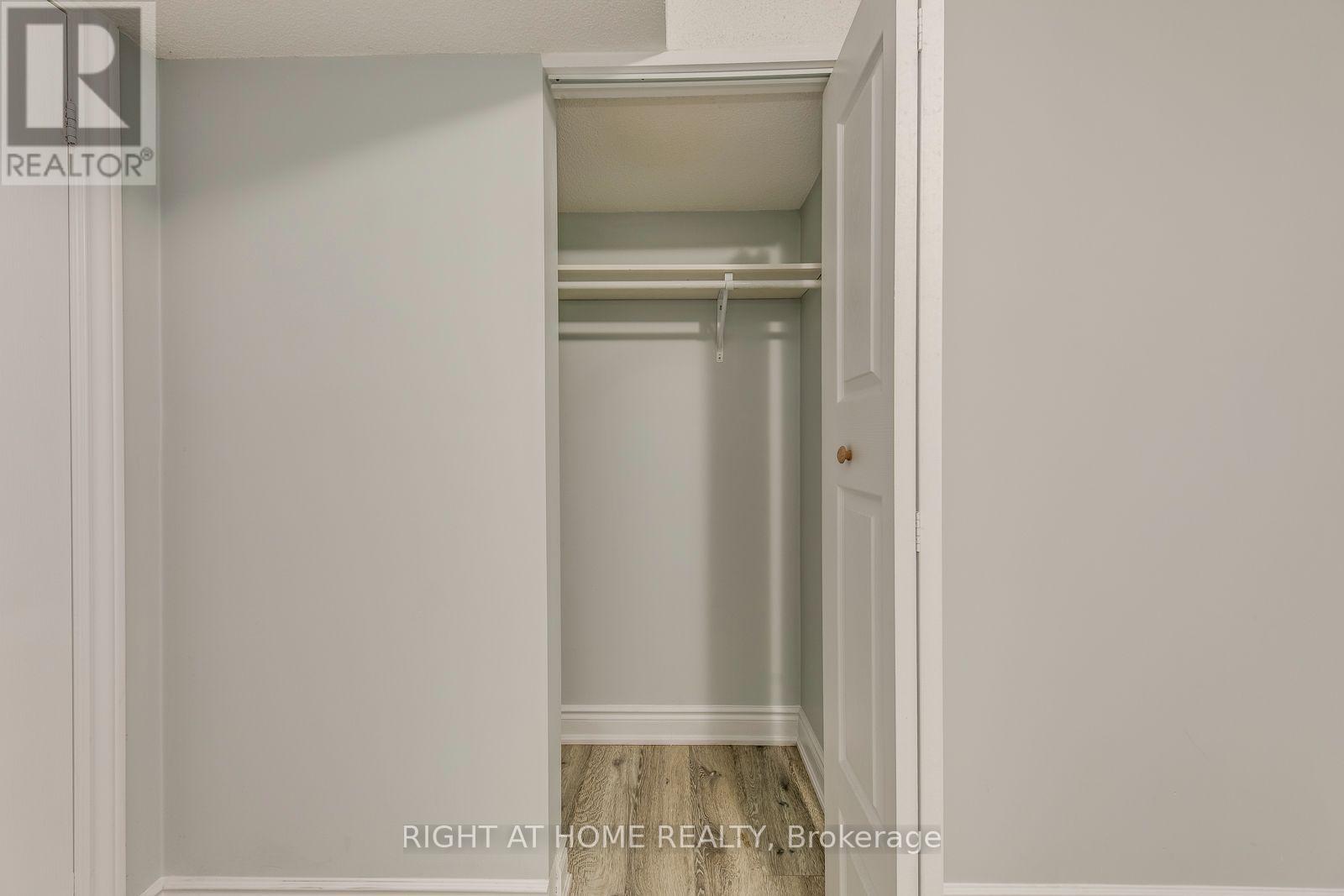Bsmt - 5349 Lismic Boulevard, Mississauga, Ontario  L5V 1Y5 - Photo 24 - W13742692