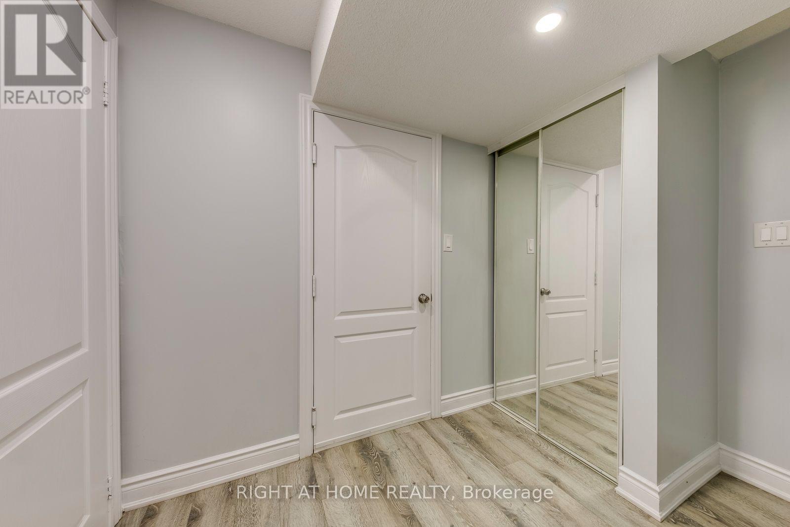 Bsmt - 5349 Lismic Boulevard, Mississauga, Ontario  L5V 1Y5 - Photo 6 - W13742692