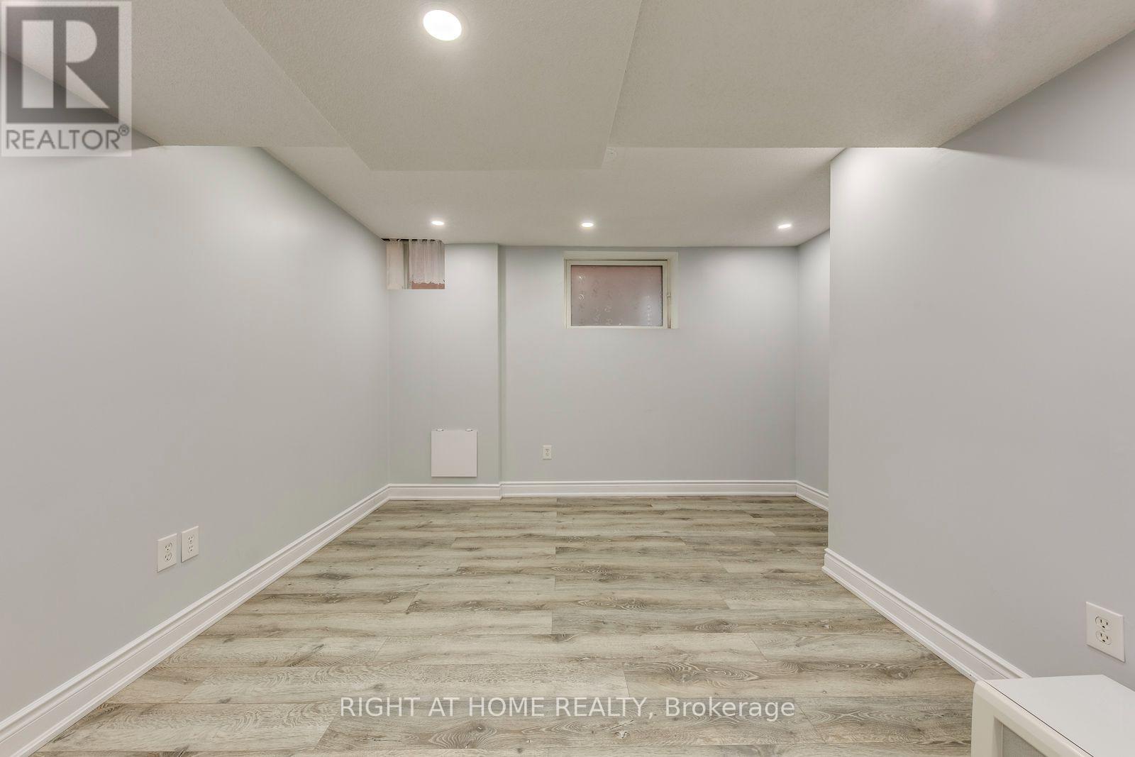 Bsmt - 5349 Lismic Boulevard, Mississauga, Ontario  L5V 1Y5 - Photo 9 - W13742692