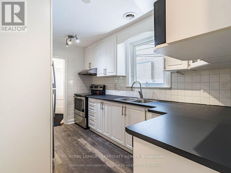 24 Elsfield Road, Toronto, Ontario  M8Y 3R4 - Photo 6 - W13742716