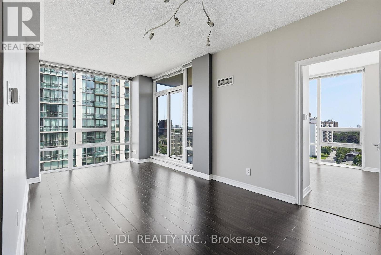 811 - 3525 Kariya Drive, Mississauga, Ontario  L5B 0C2 - Photo 7 - W13742726