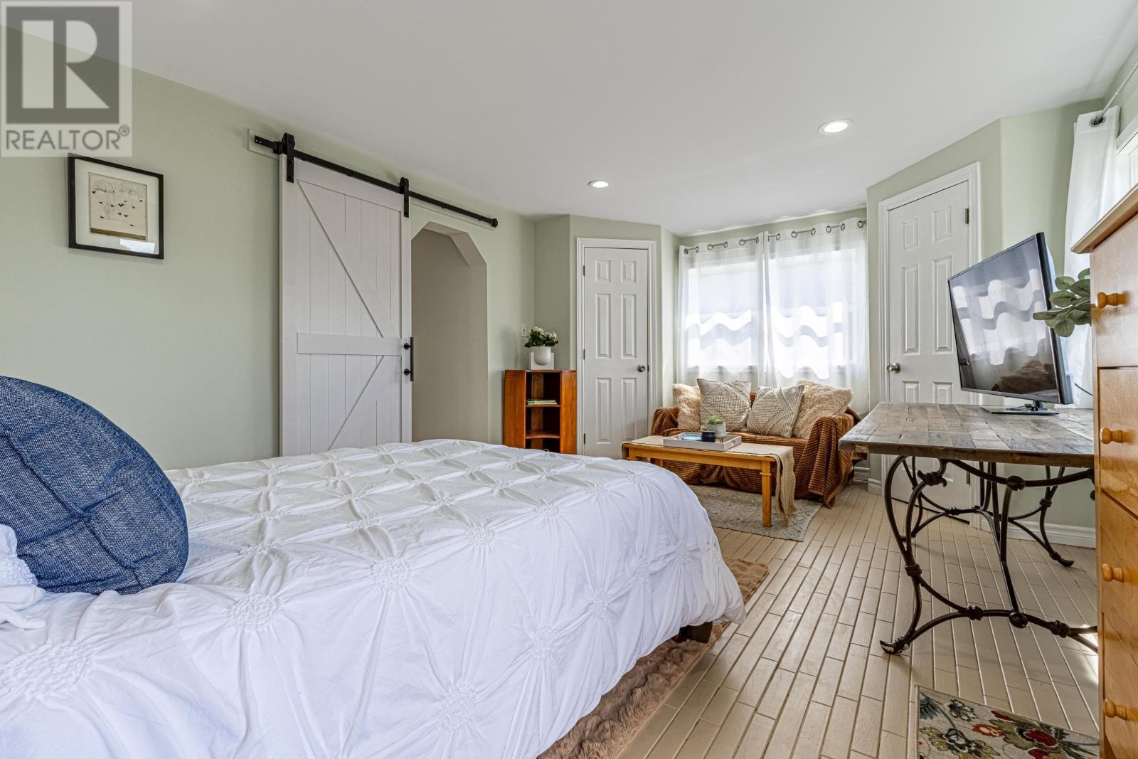 403 Queen Street, Charlottetown, Prince Edward Island C1A 4E2 - Photo 16 - 202622300