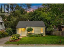 132 SPADINA ROAD E, Kitchener, Ontario