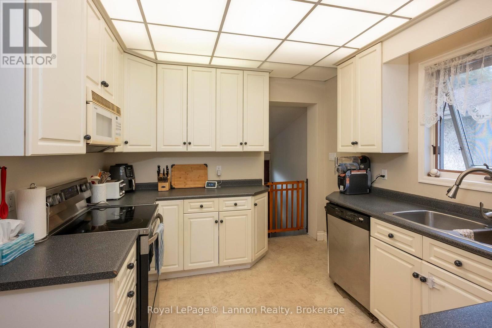 223 Marks St S, Thunder Bay, Ontario  P7E 1L9 - Photo 8 - X13722840