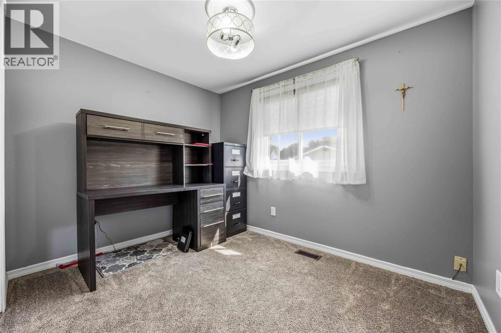 819 Wellington Street, Sarnia, Ontario  N7T 1J4 - Photo 21 - 26021390