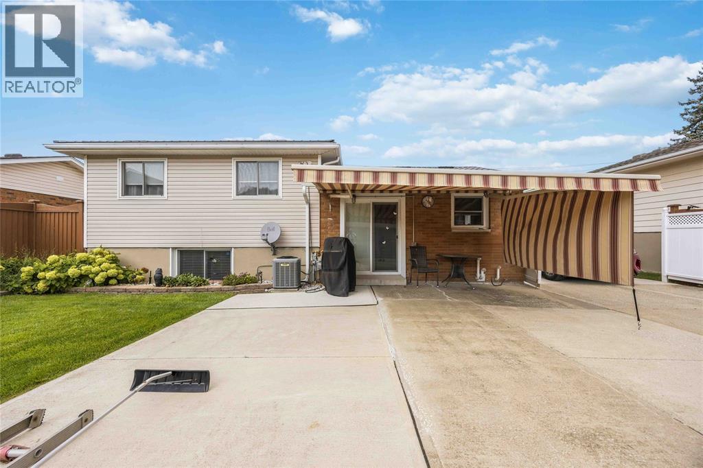819 Wellington Street, Sarnia, Ontario  N7T 1J4 - Photo 40 - 26021390