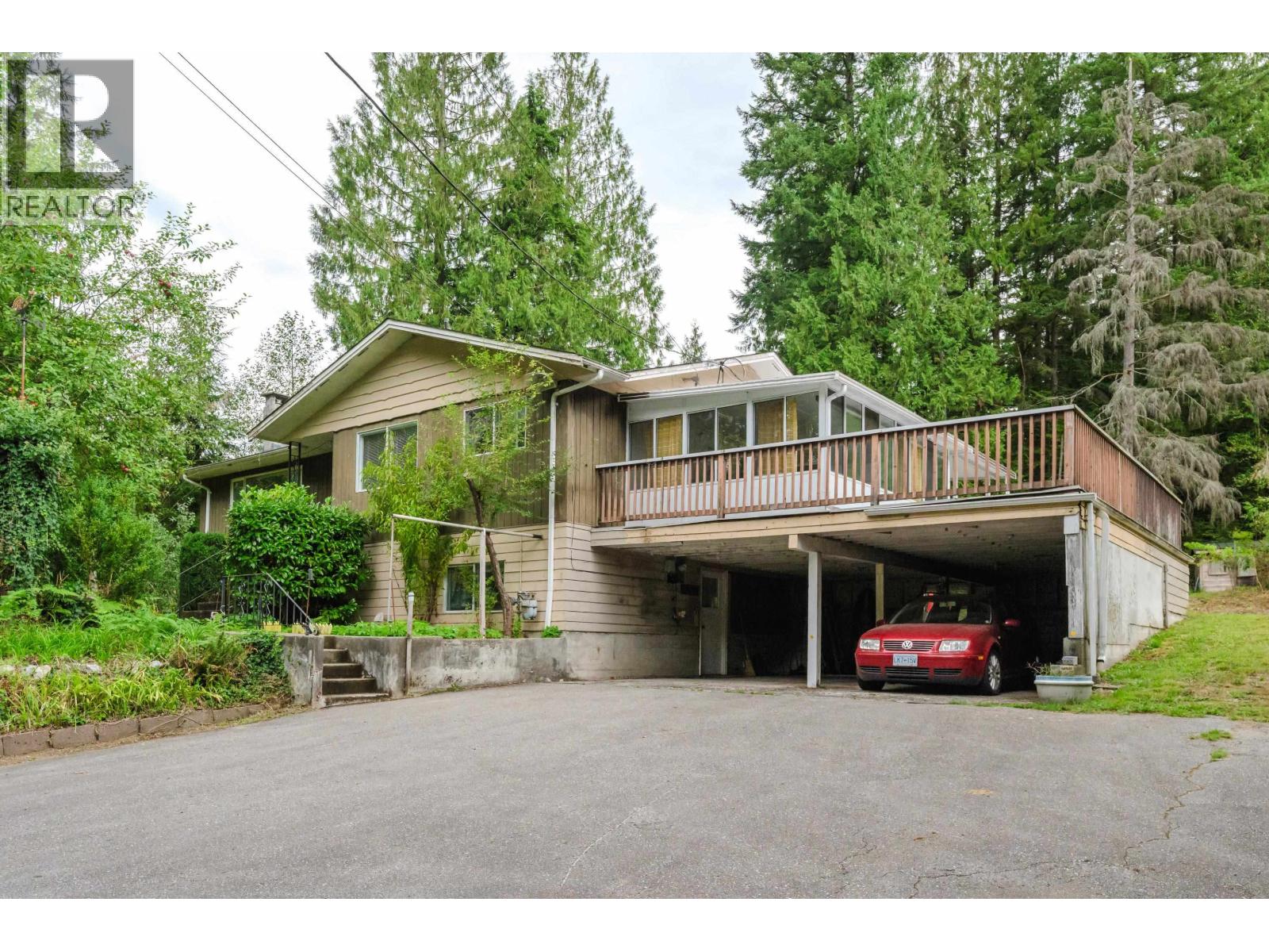 28595 DEWDNEY TRUNK ROAD, Maple Ridge, British Columbia
