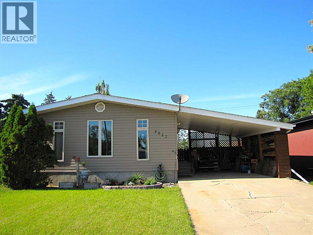 4923 52 Avenue, Taber, Alberta  T1G 1H6 - Photo 1 - A2320485