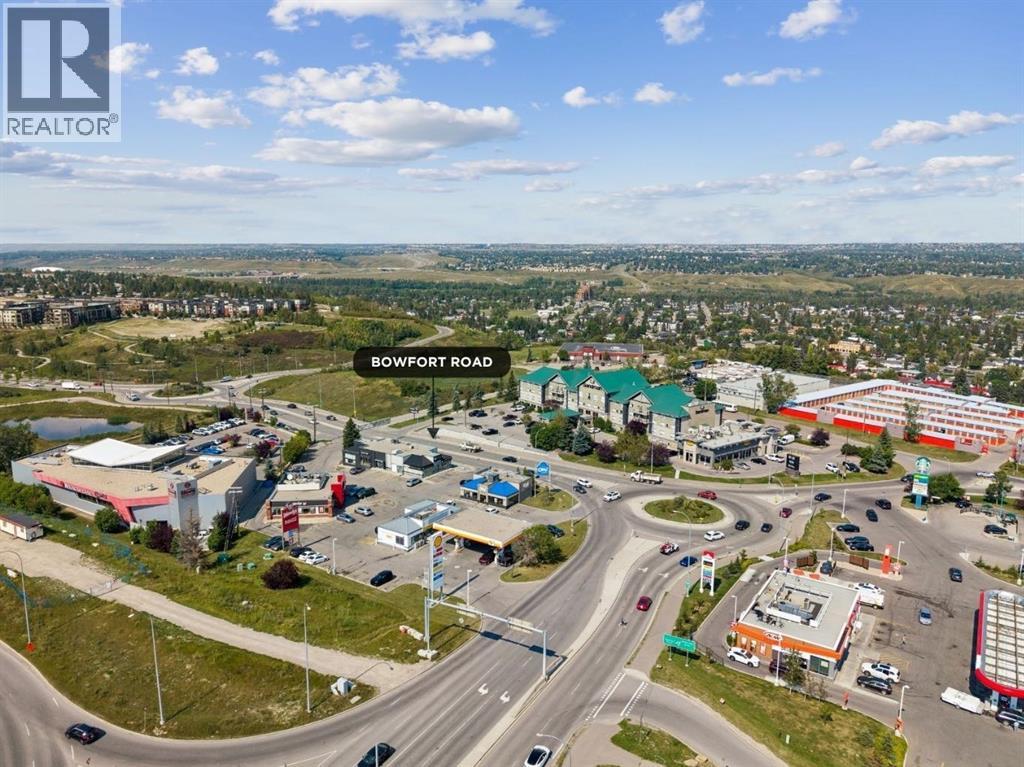 8832 34 Avenue Nw, Calgary, Alberta  T3B 1R8 - Photo 10 - A2339356