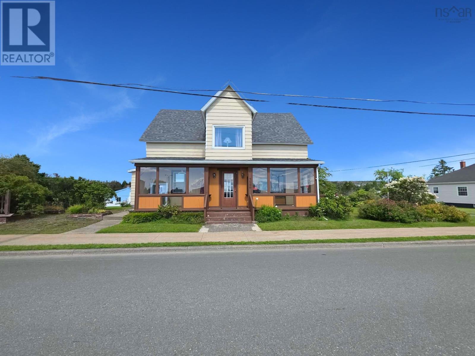 7590 Main Street, Louisbourg, Nova Scotia