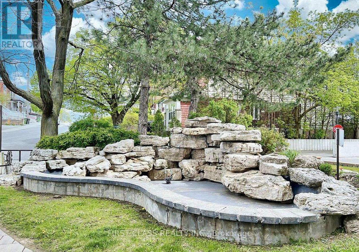 1415 - 541 Blackthorn Avenue, Toronto, Ontario  M6M 5A6 - Photo 39 - W13673434