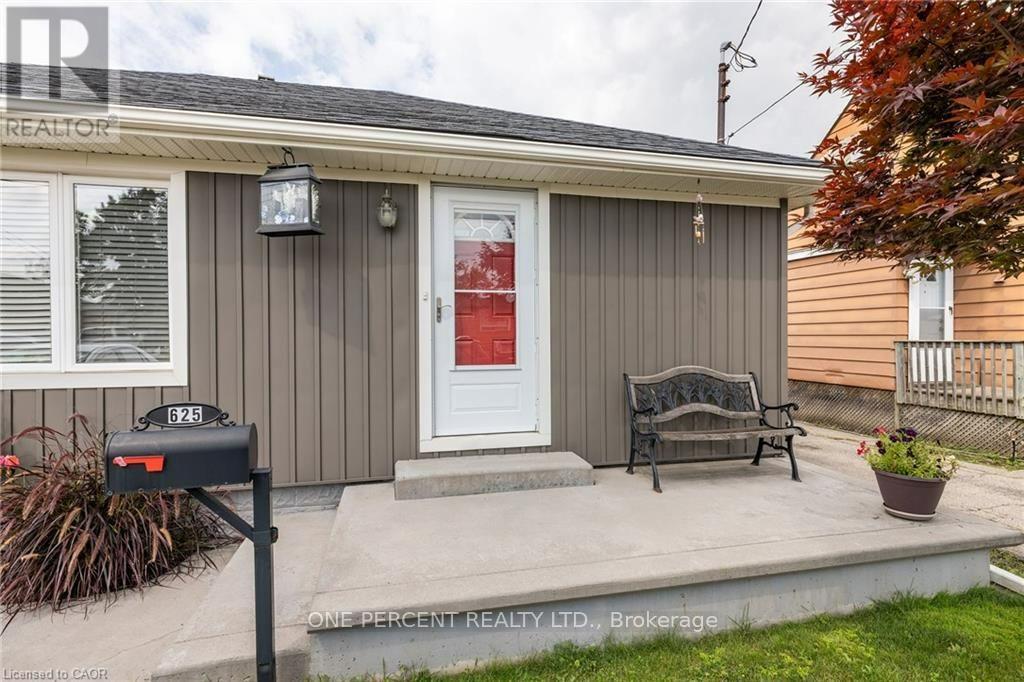 625 Tate Avenue, Hamilton, Ontario  L8H 6L4 - Photo 3 - X13739438