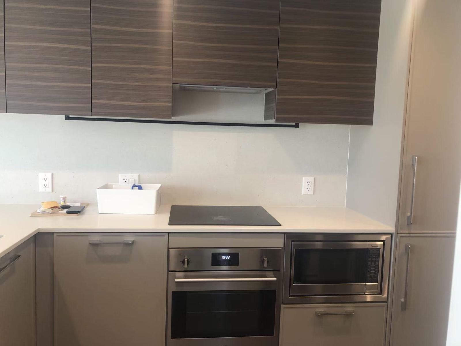 3F 13725 GEORGE JUNCTION, surrey, British Columbia