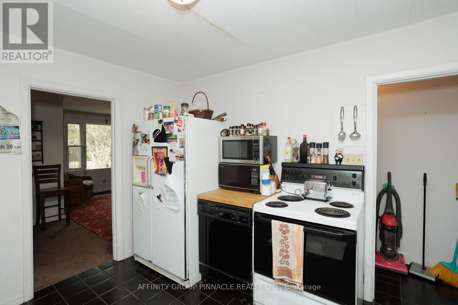 81 Cedar Beach Road, Brock (Beaverton), Ontario  L0K 1A0 - Photo 10 - N13742876