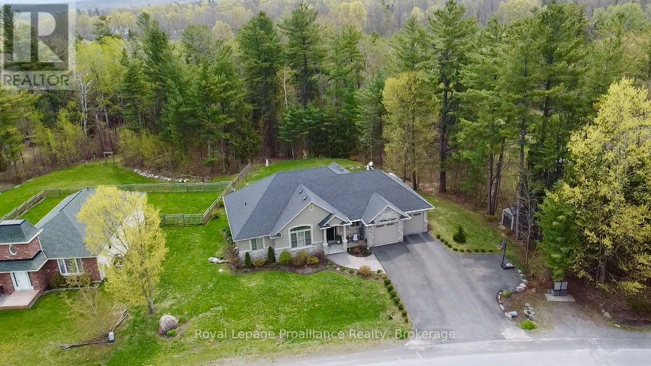 1 CARDINAL COURT, Quinte West, Ontario
