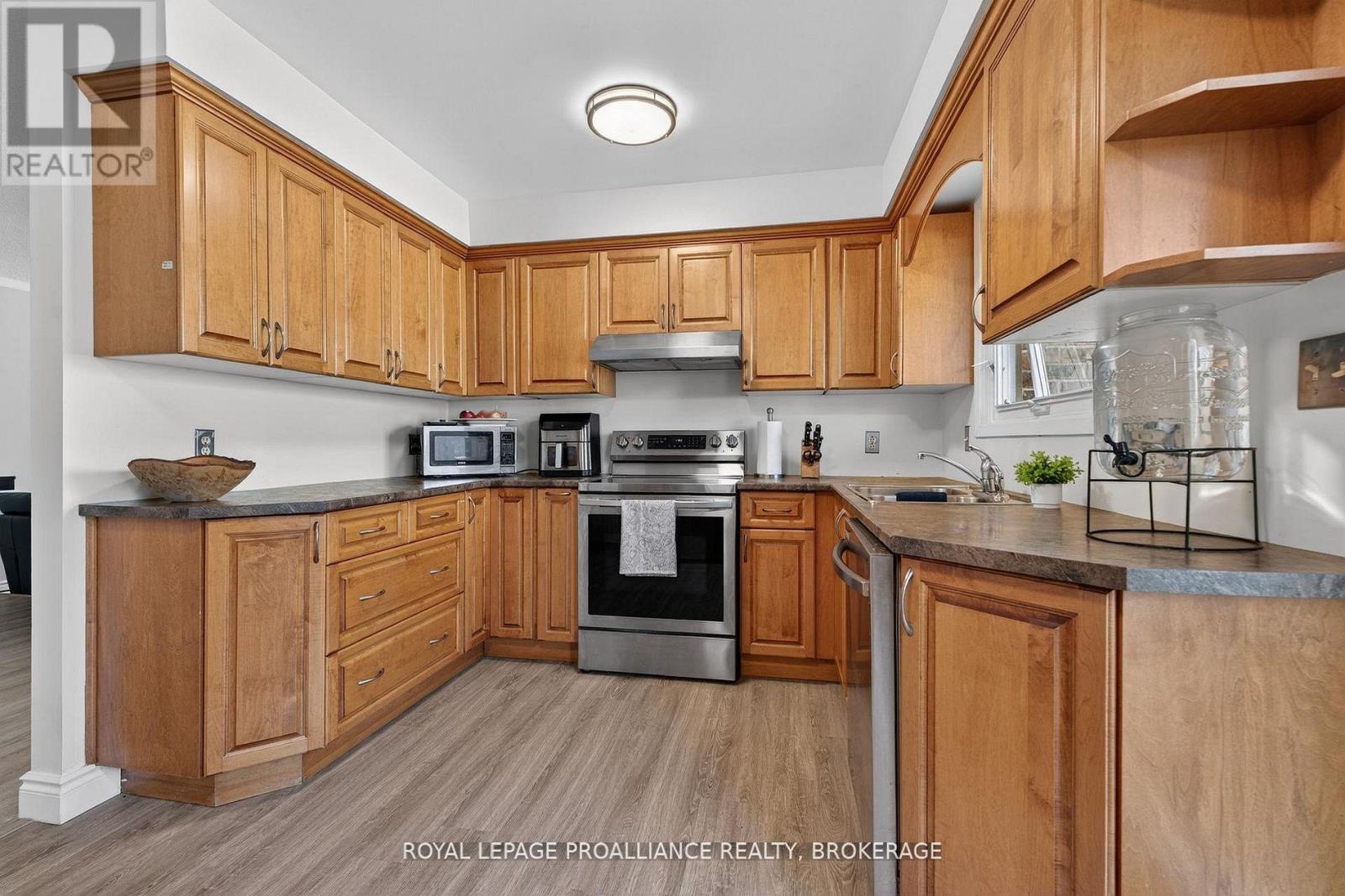 16 Grenadier Drive, Kingston, Ontario  K7K 6E8 - Photo 12 - X13742862