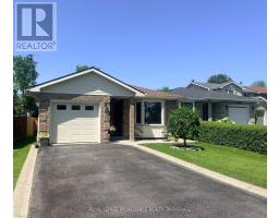 16 GRENADIER DRIVE, Kingston, Ontario