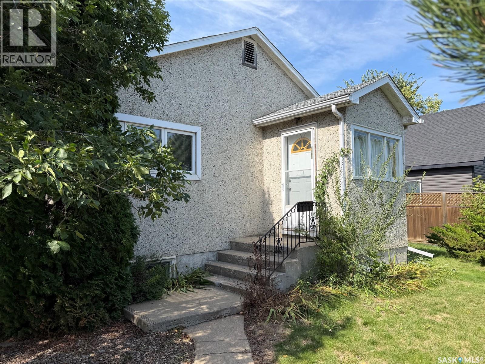 1301 107th Street, North Battleford, Saskatchewan  S9A 1Z6 - Photo 1 - SK047447