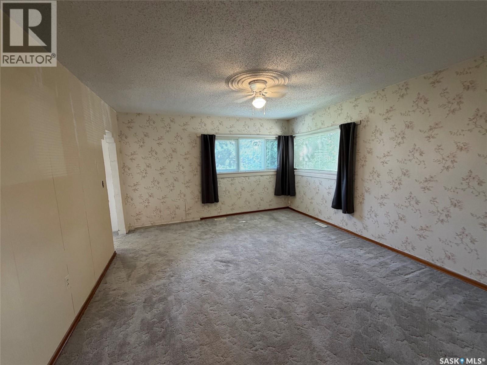 1301 107th Street, North Battleford, Saskatchewan  S9A 1Z6 - Photo 5 - SK047447