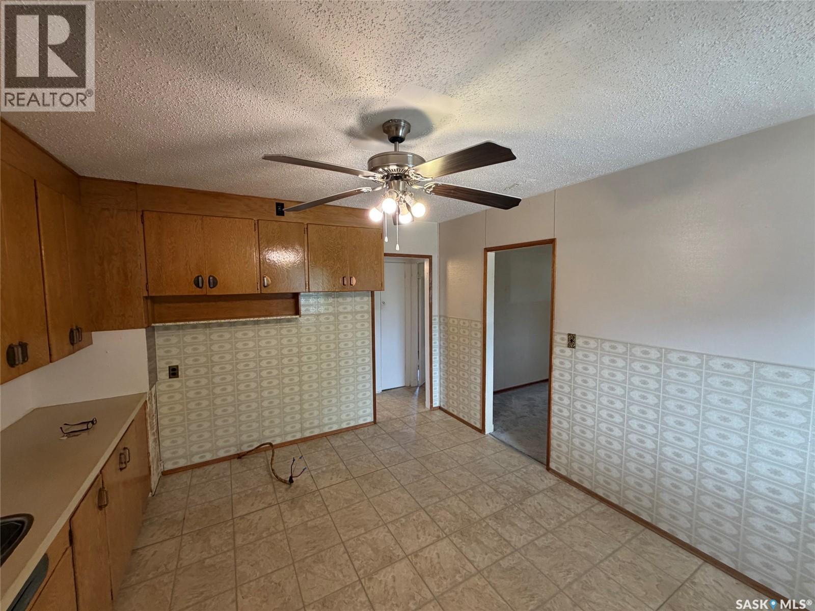 1301 107th Street, North Battleford, Saskatchewan  S9A 1Z6 - Photo 7 - SK047447