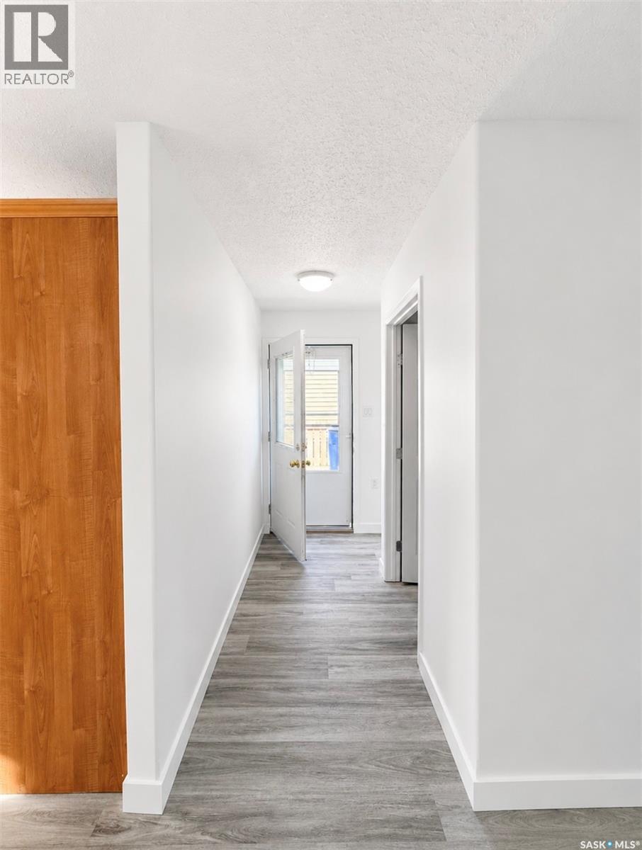 310 Mckenzie Street N, Outlook, Saskatchewan  S0L 2N0 - Photo 12 - SK047180