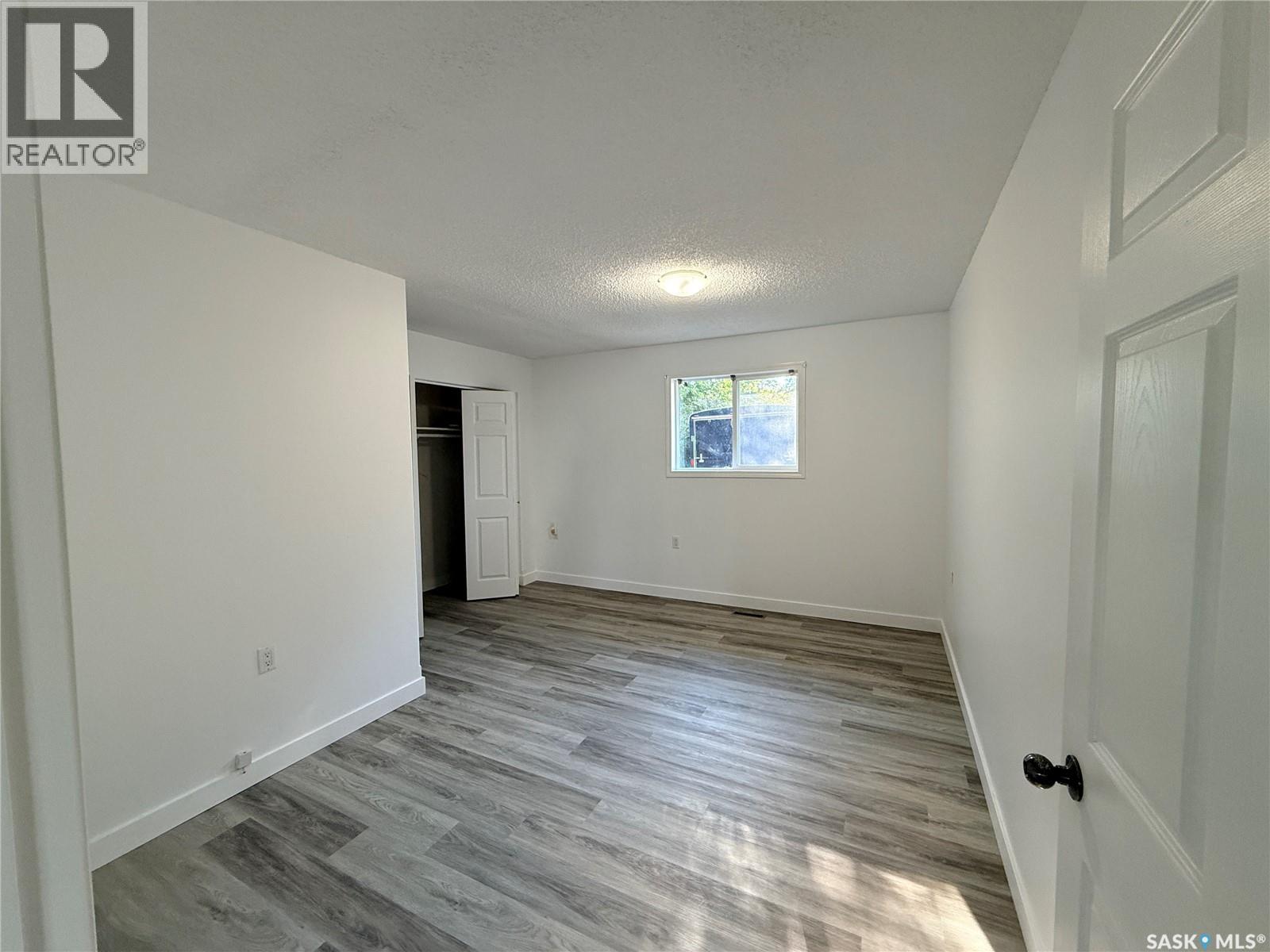 310 Mckenzie Street N, Outlook, Saskatchewan  S0L 2N0 - Photo 13 - SK047180
