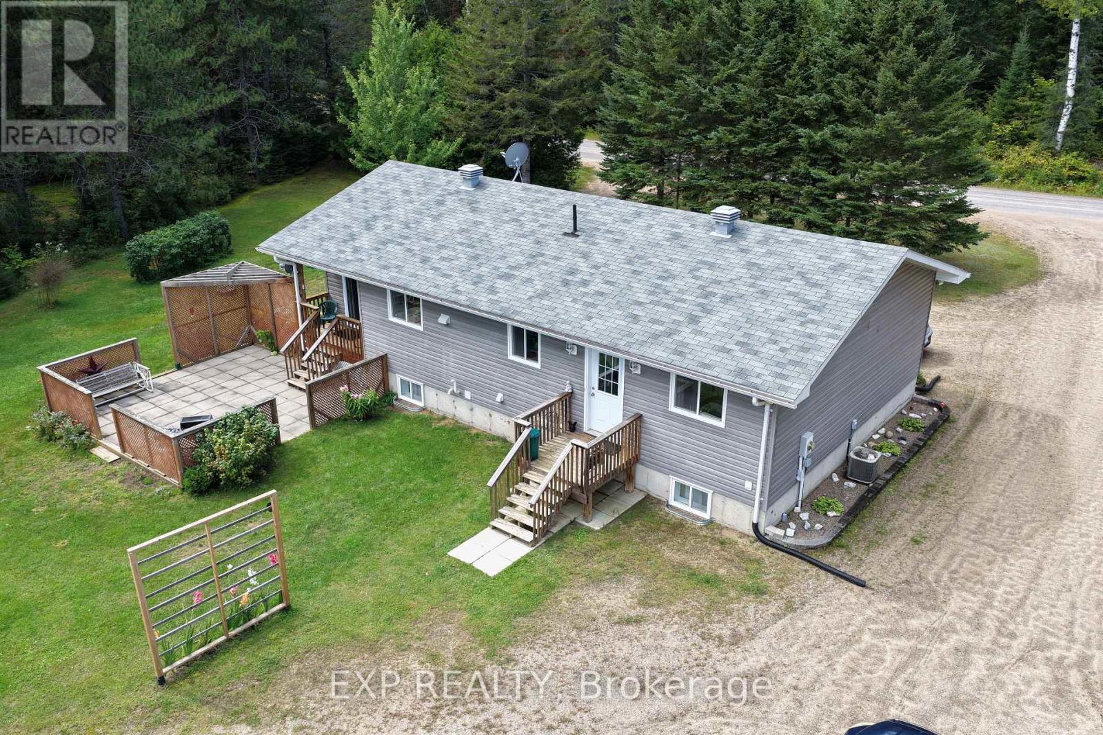 716 Cybulski Road, Madawaska Valley, Ontario