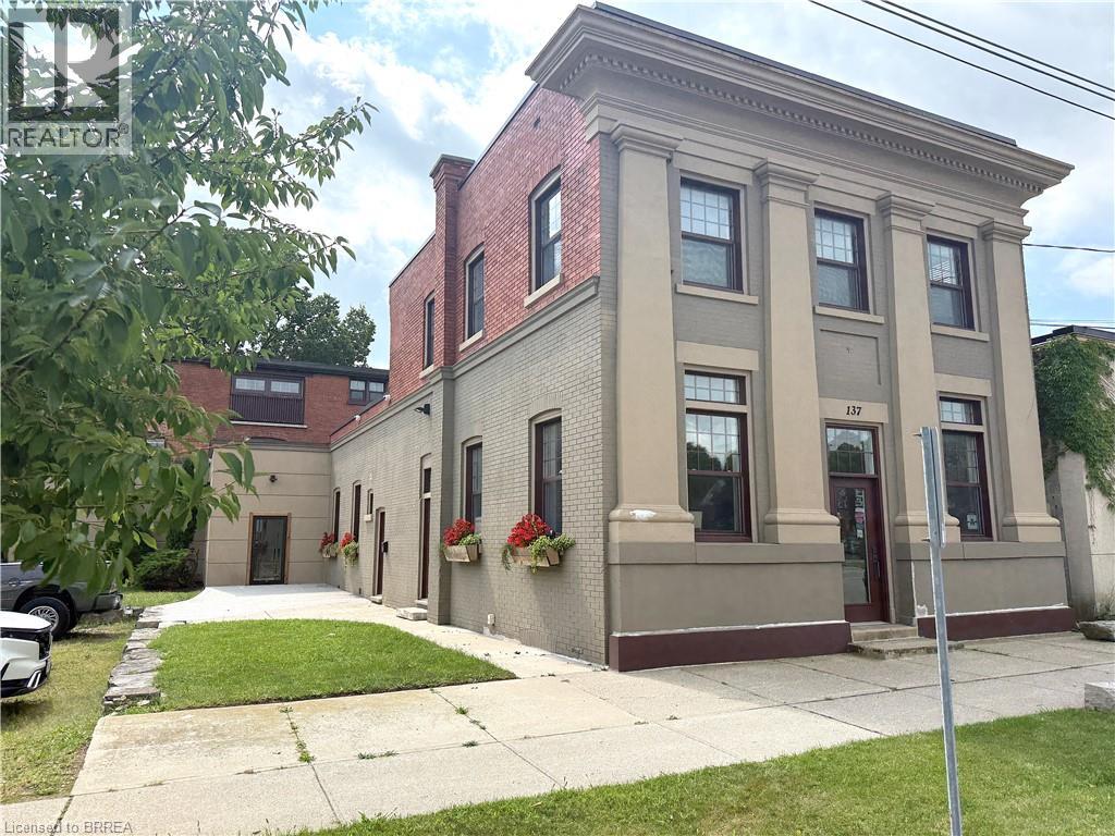 137 NELSON Street Unit# 201, Brantford, Ontario
