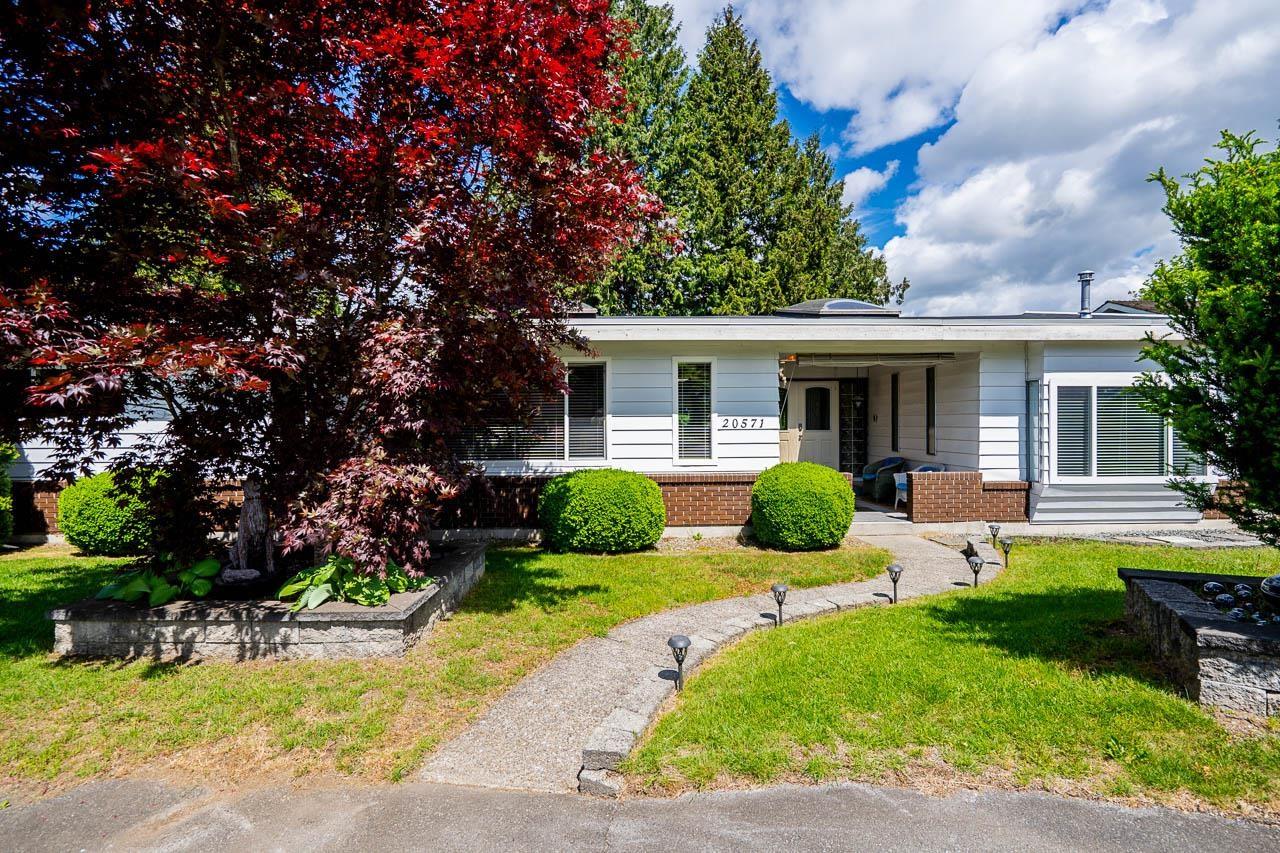 20571 46a Avenue, Langley, British Columbia  V3A 3J7 - Photo 2 - R3160022