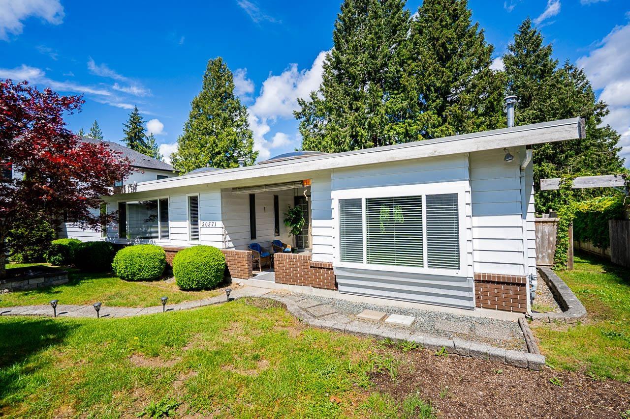 20571 46A AVENUE, langley, British Columbia