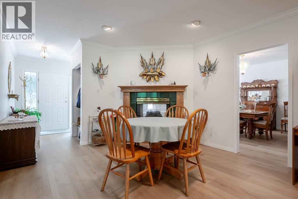 25465 Hilland Avenue, Maple Ridge, British Columbia  V4R 1G3 - Photo 8 - R3160802