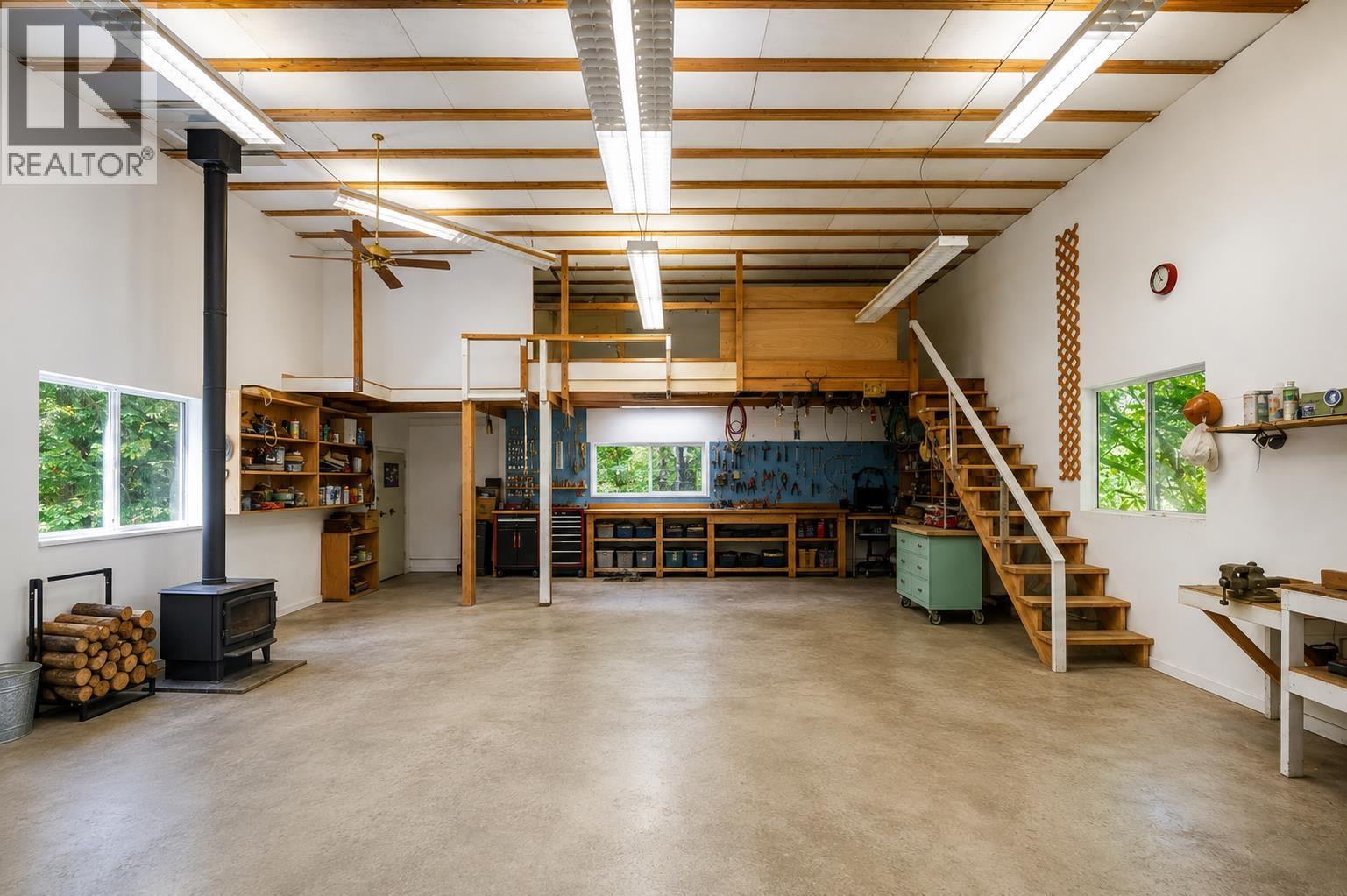 25465 Hilland Avenue, Maple Ridge, British Columbia  V4R 1G3 - Photo 36 - R3160802
