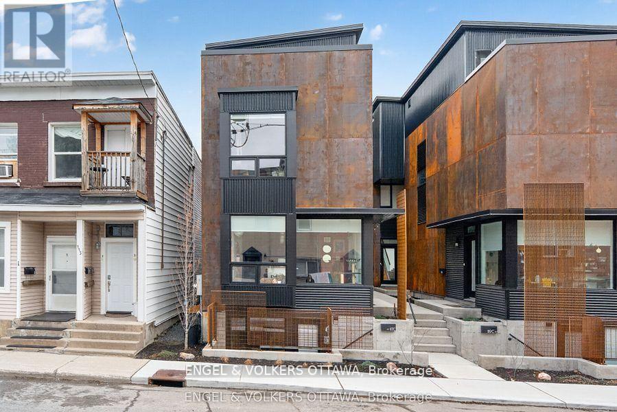 B - 117 CARRUTHERS AVENUE, Ottawa, Ontario