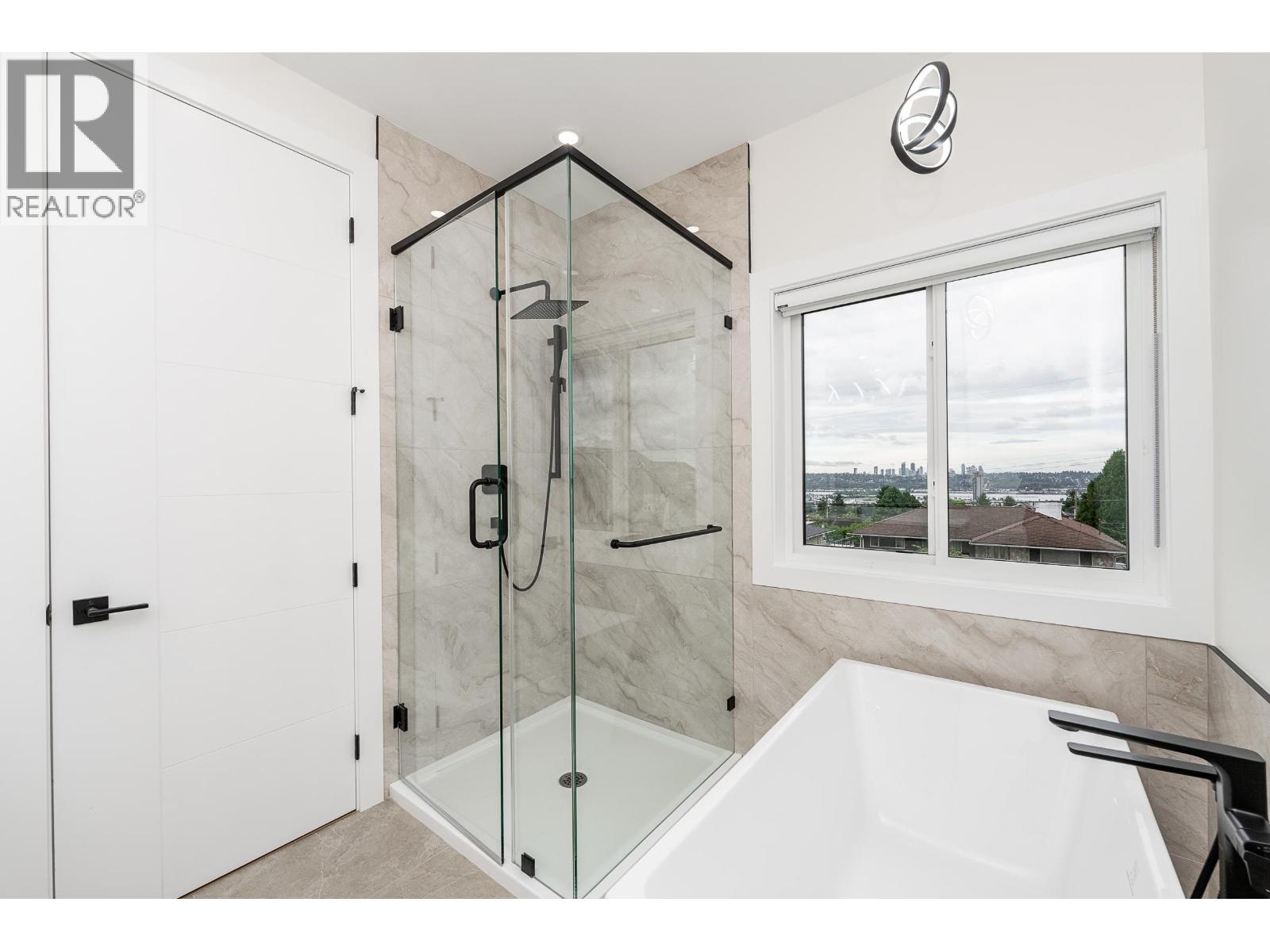 101 1149 Dansey Avenue, Coquitlam, British Columbia  V3K 3H5 - Photo 18 - R3161349
