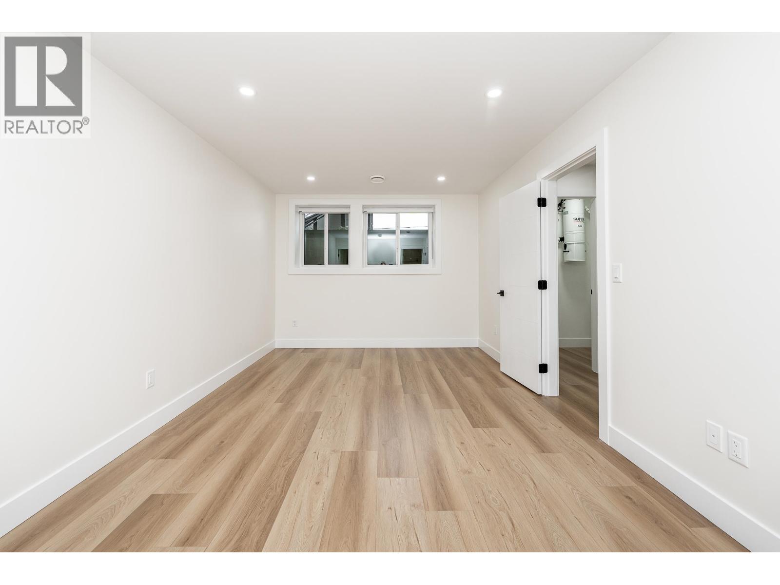 101 1149 Dansey Avenue, Coquitlam, British Columbia  V3K 3H5 - Photo 24 - R3161349