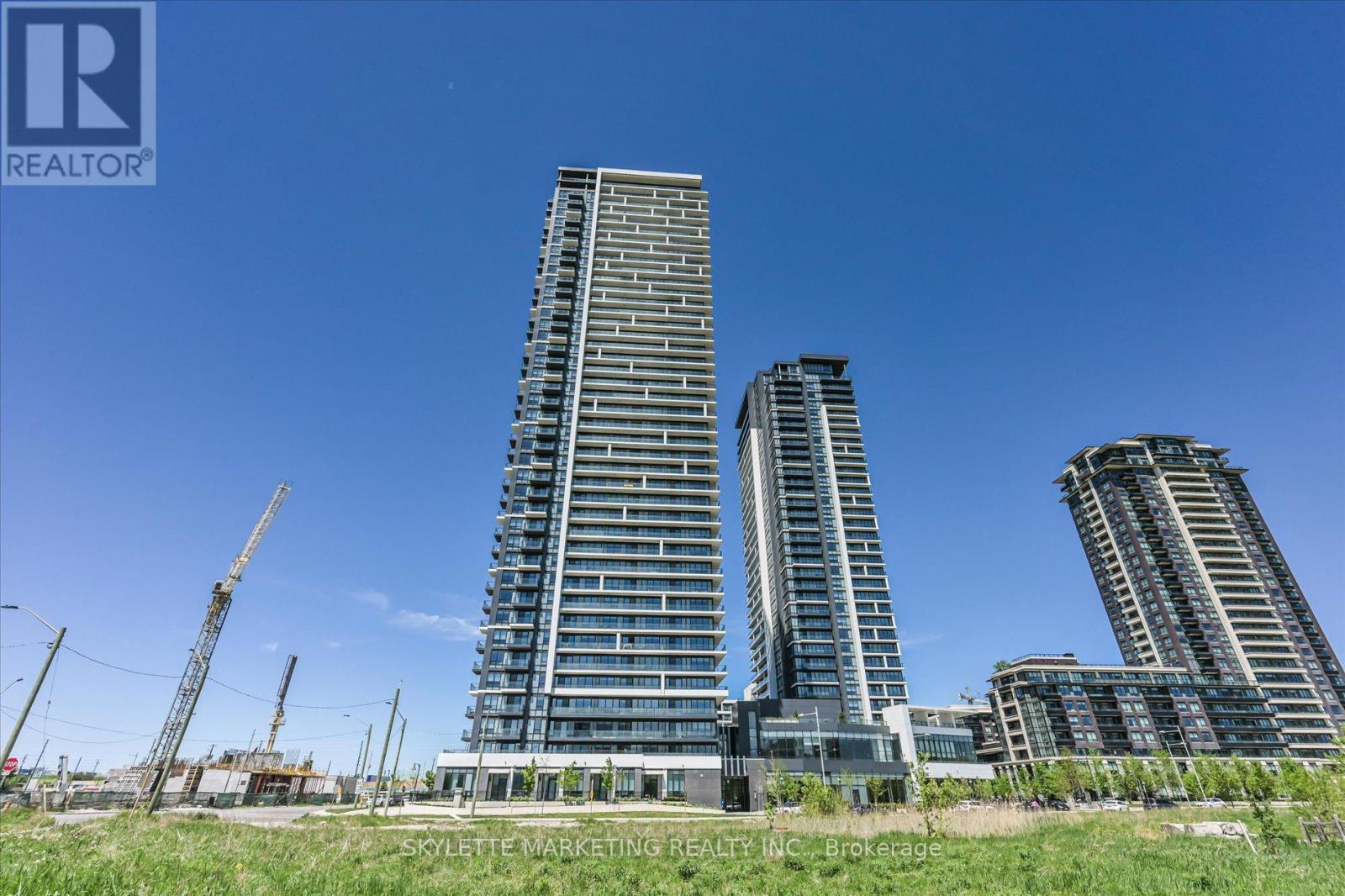 PH02 - 18 WATER WALK DRIVE, Markham, Ontario