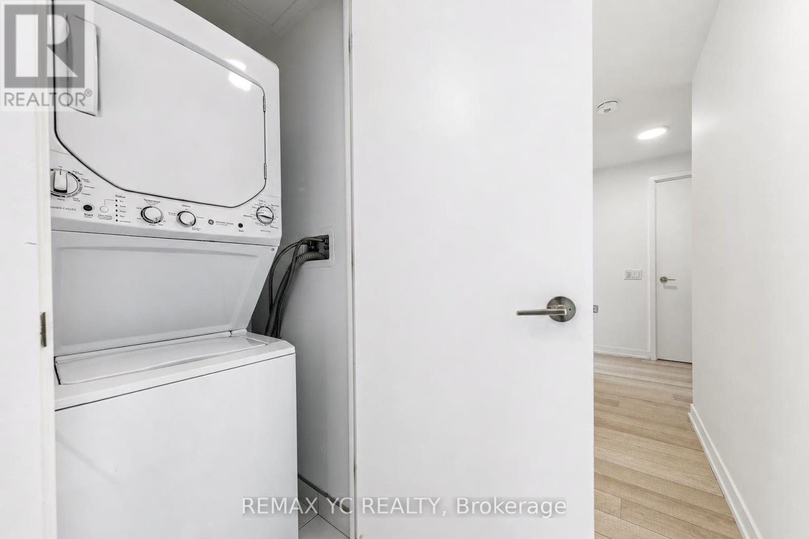 3708 - 39 Roehampton Avenue, Toronto, Ontario  M4P 0G1 - Photo 16 - C13741560