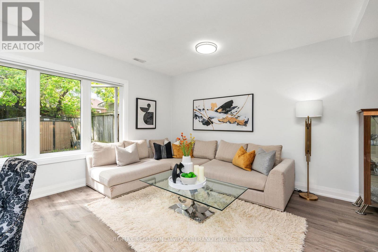 35 Almore Avenue, Toronto, Ontario  M3H 2G9 - Photo 11 - C13742890