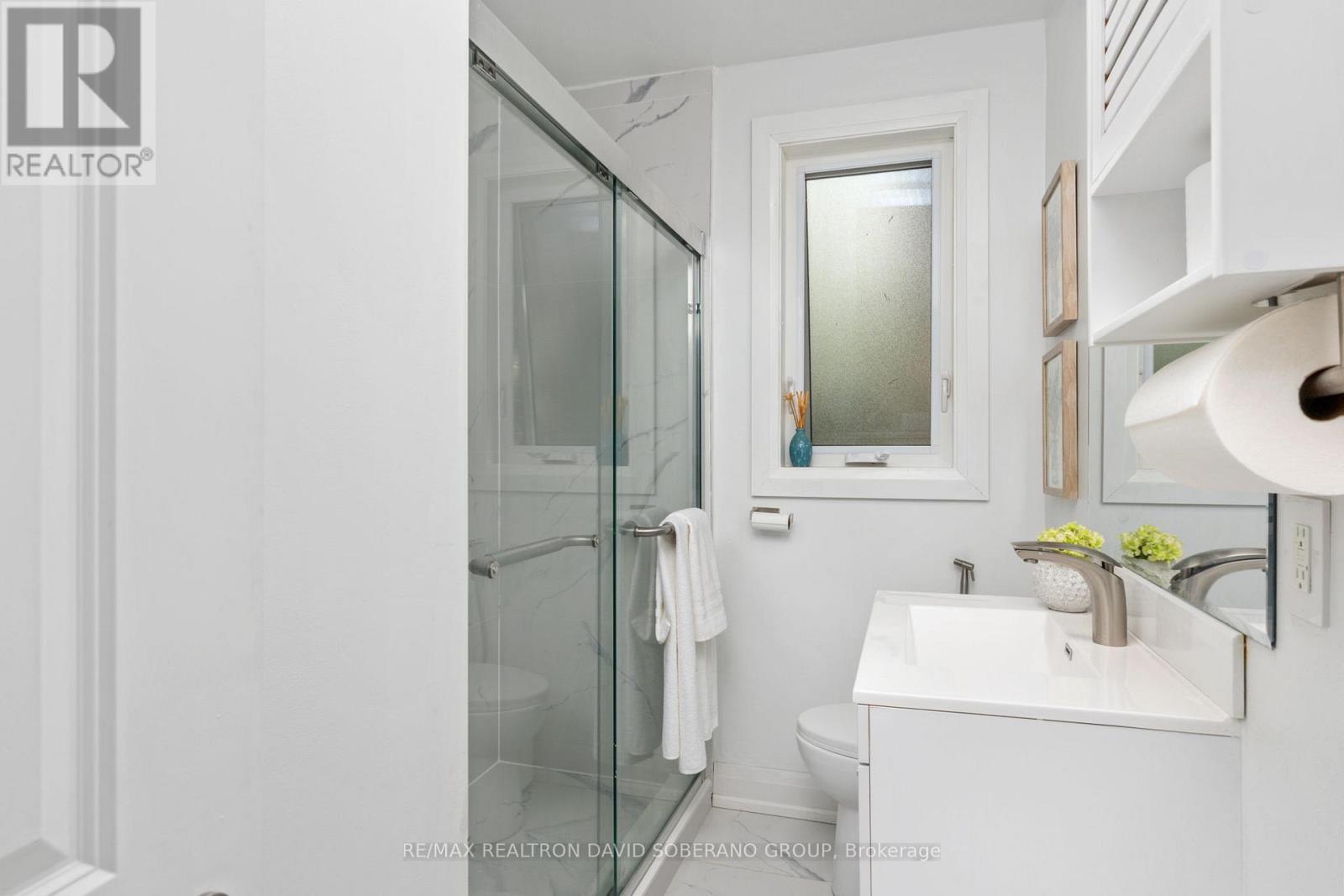 35 Almore Avenue, Toronto, Ontario  M3H 2G9 - Photo 23 - C13742890