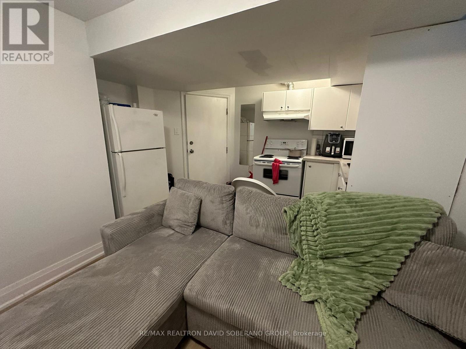 35 Almore Avenue, Toronto, Ontario  M3H 2G9 - Photo 29 - C13742890