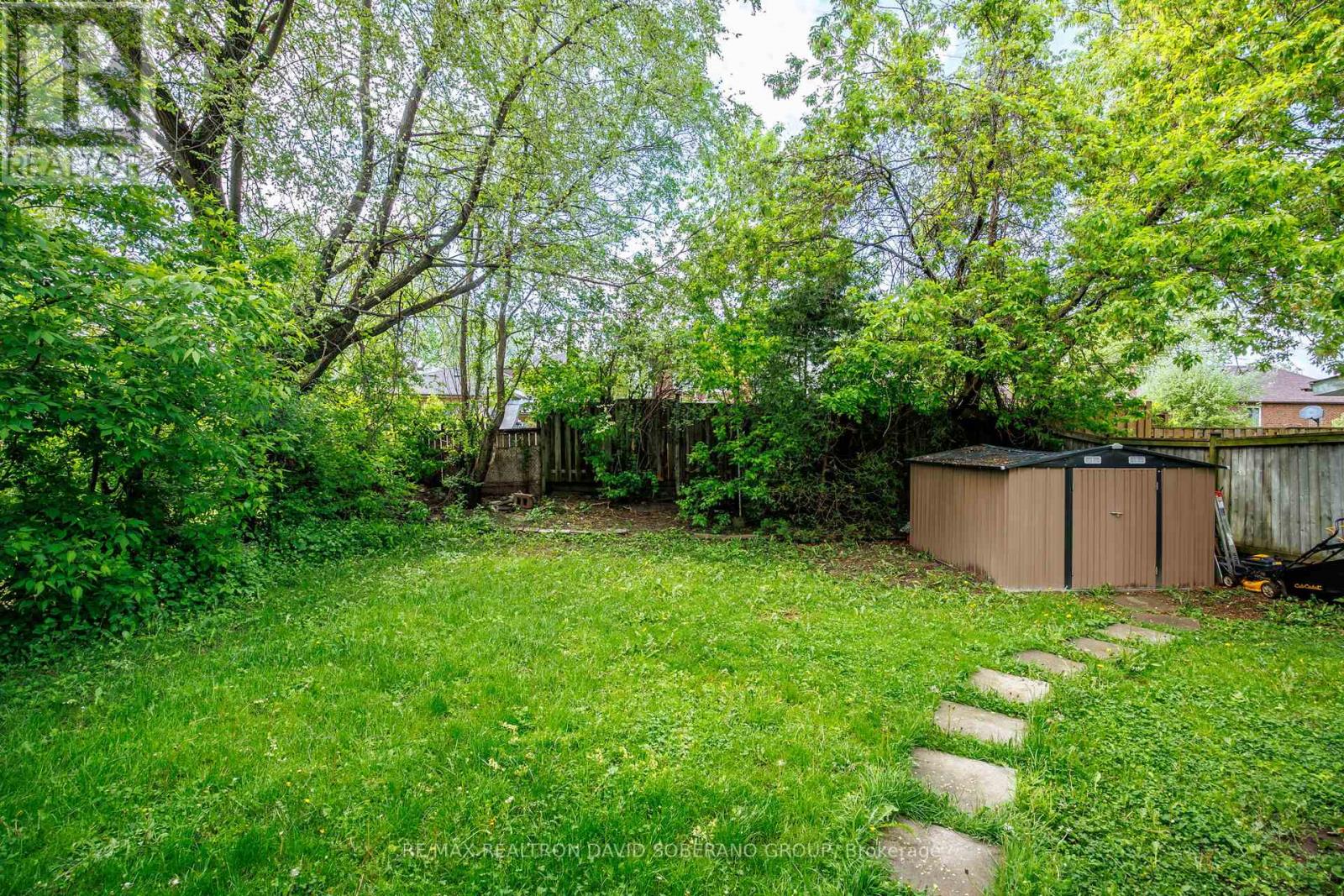 35 Almore Avenue, Toronto, Ontario  M3H 2G9 - Photo 47 - C13742890