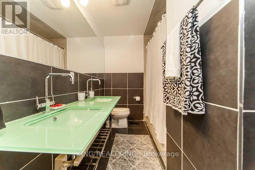 62 Camwood Crescent, Toronto, Ontario  M3A 3L4 - Photo 11 - C13742924