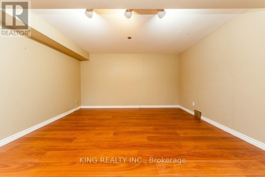 62 Camwood Crescent, Toronto, Ontario  M3A 3L4 - Photo 12 - C13742924