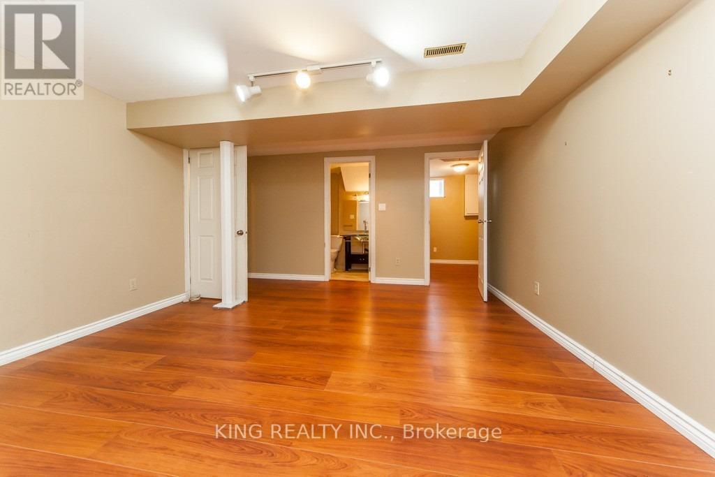 62 Camwood Crescent, Toronto, Ontario  M3A 3L4 - Photo 13 - C13742924