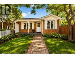 62 CAMWOOD CRESCENT, Toronto, Ontario