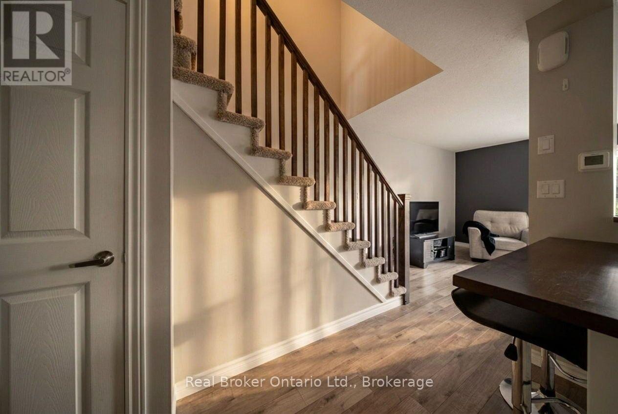 21 - 30 Imperial Road S, Guelph (Willow West/sugarbush/west Acres), Ontario  N1K 1Y1 - Photo 7 - X13742928