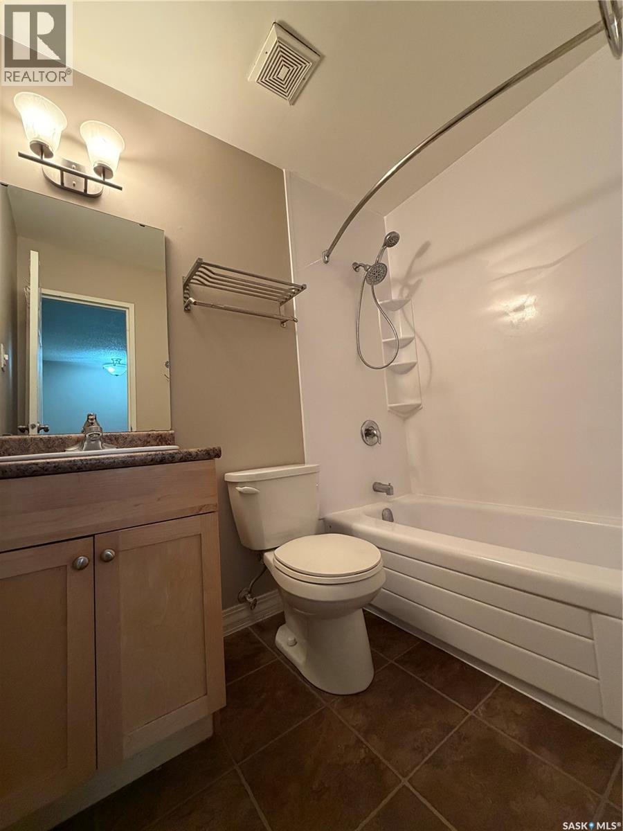 3828 Castle Road, Regina, Saskatchewan  S4S 6M7 - Photo 27 - SK042118
